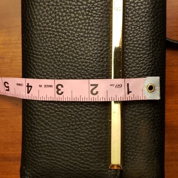 Steve Madden Wristlet Wallet Black Faux Leather EUC - Picture 11 of 12